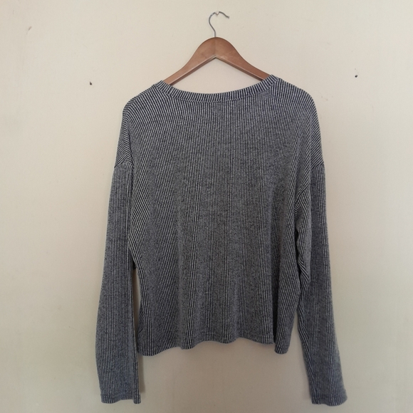 Time and Tru 2pc Black and White Sweater and Skirt Set Size XL - Picture 12 of 16